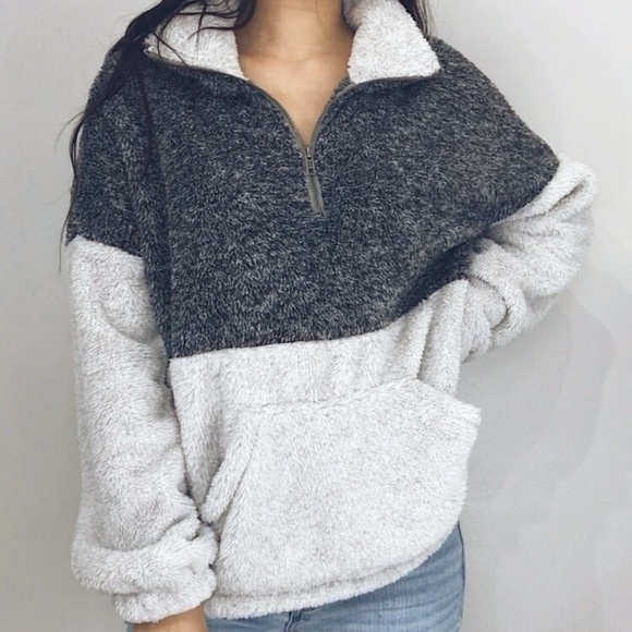 🆕 Camila - Gray Fuzzy Pullover - Picture 4 of 8
